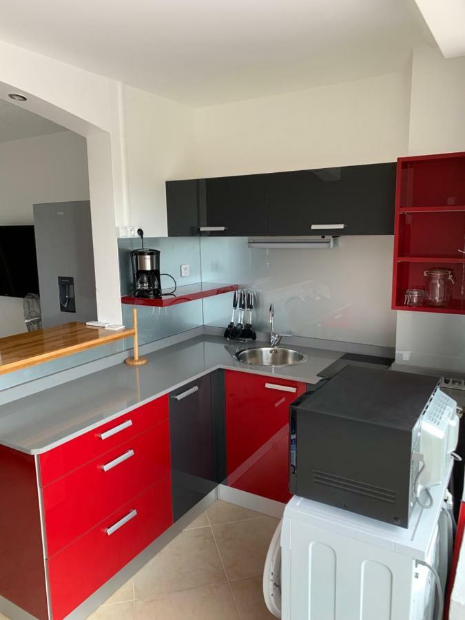 Studio Ds Residence Securisee Avec Vue & Acces A La Mer . Le Moule Eksteriør bilde